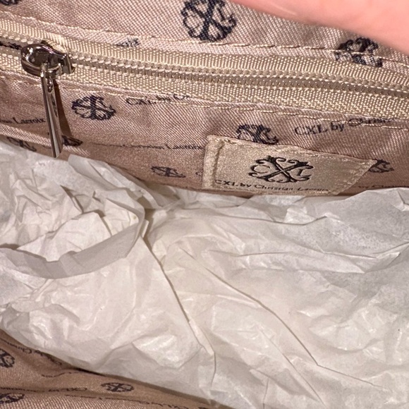 SOLD!! Black Leather Chain Shoulder Bag - Picture 5 of 7